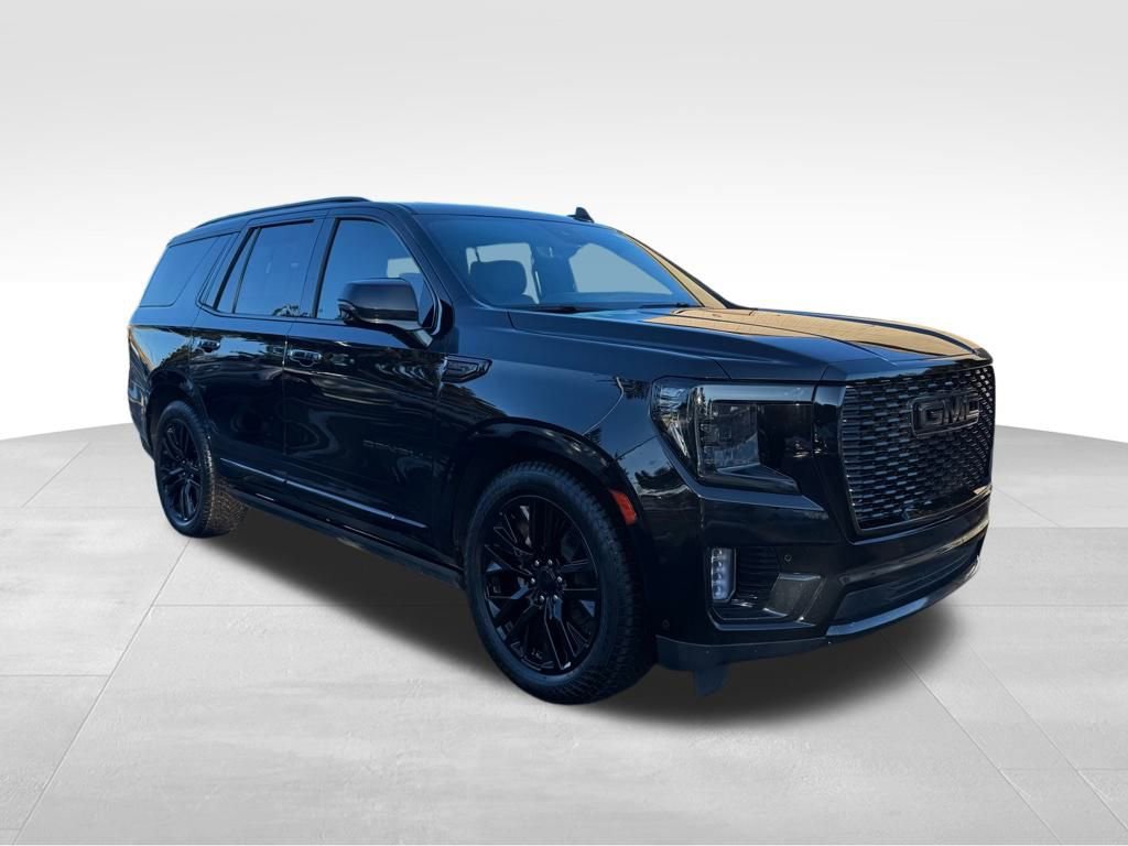 Used 2023 GMC Yukon Denali w/ Denali Reserve Package image 5