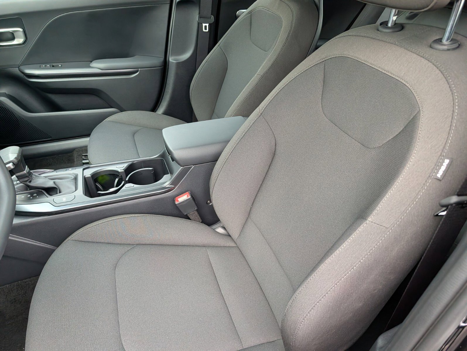 New 2026 Kia K4 FWD image 21