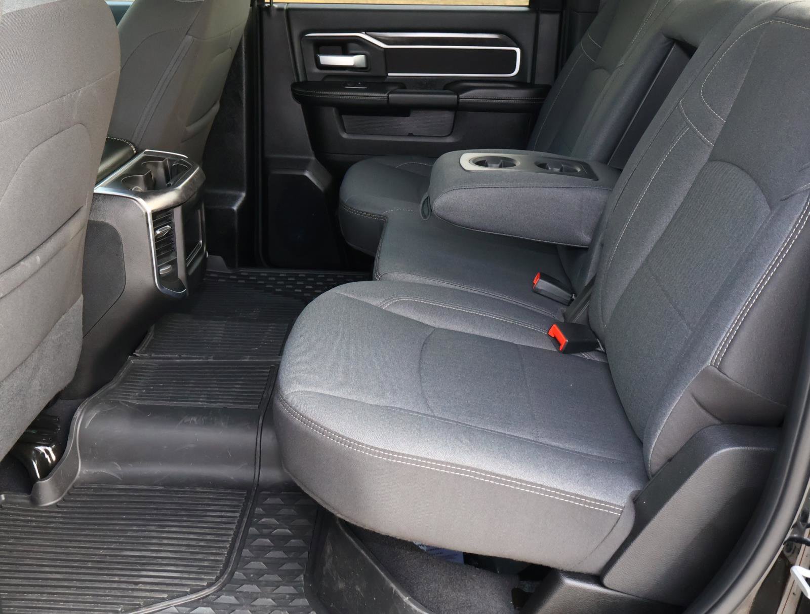 Used 2024 RAM 3500 Big Horn w/ Night Edition image 20