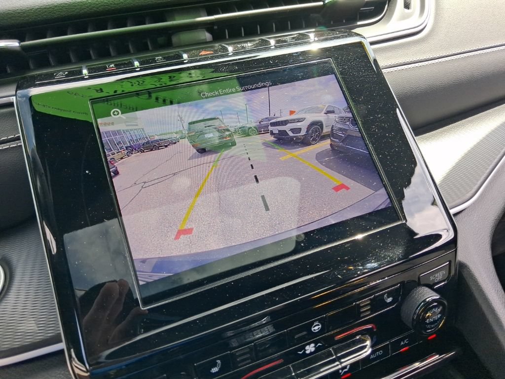 Certified 2023 Jeep Grand Cherokee Altitude AWD/4WD image 20