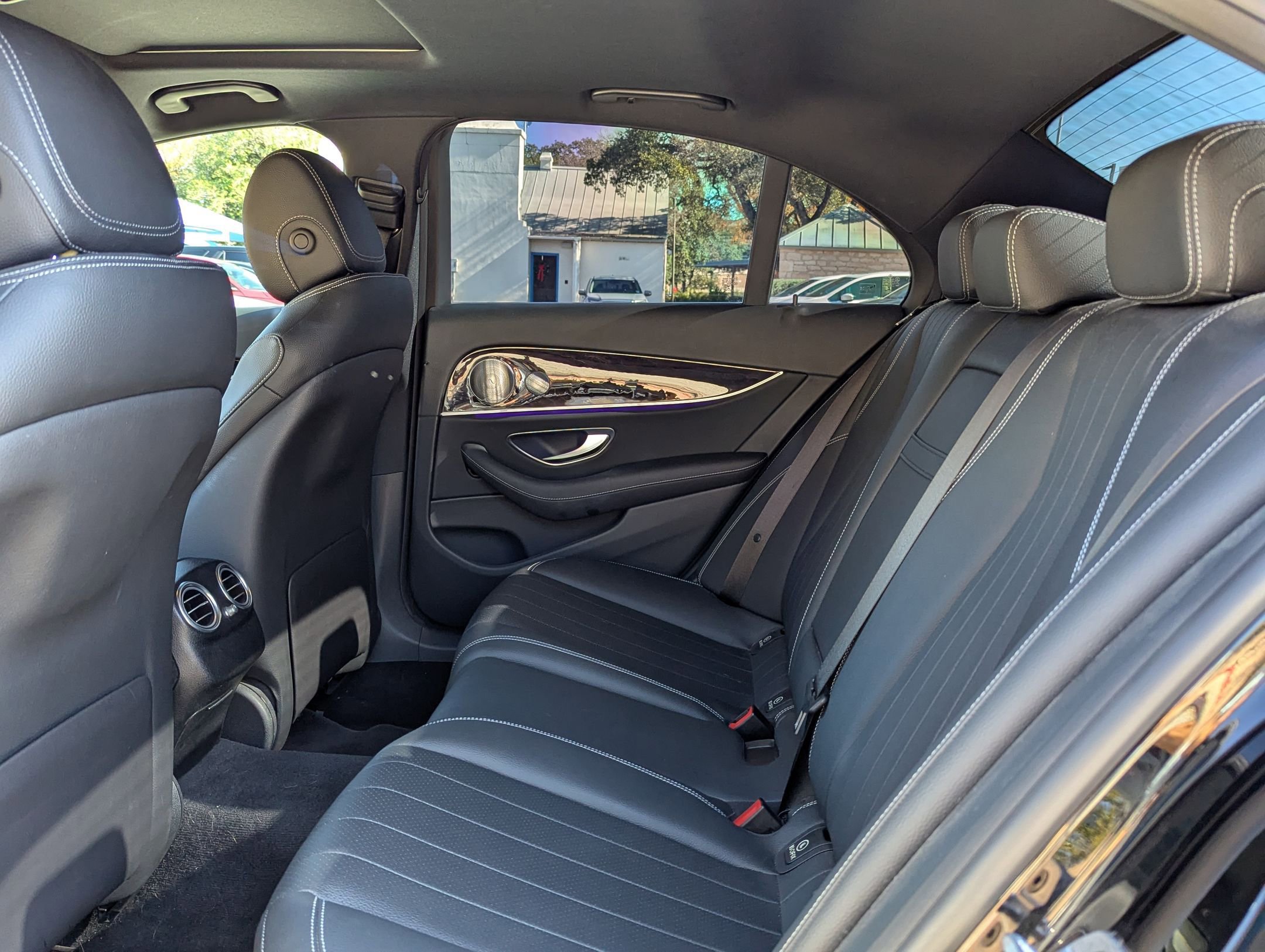 Used 2021 Mercedes-Benz E 350 Sedan image 16