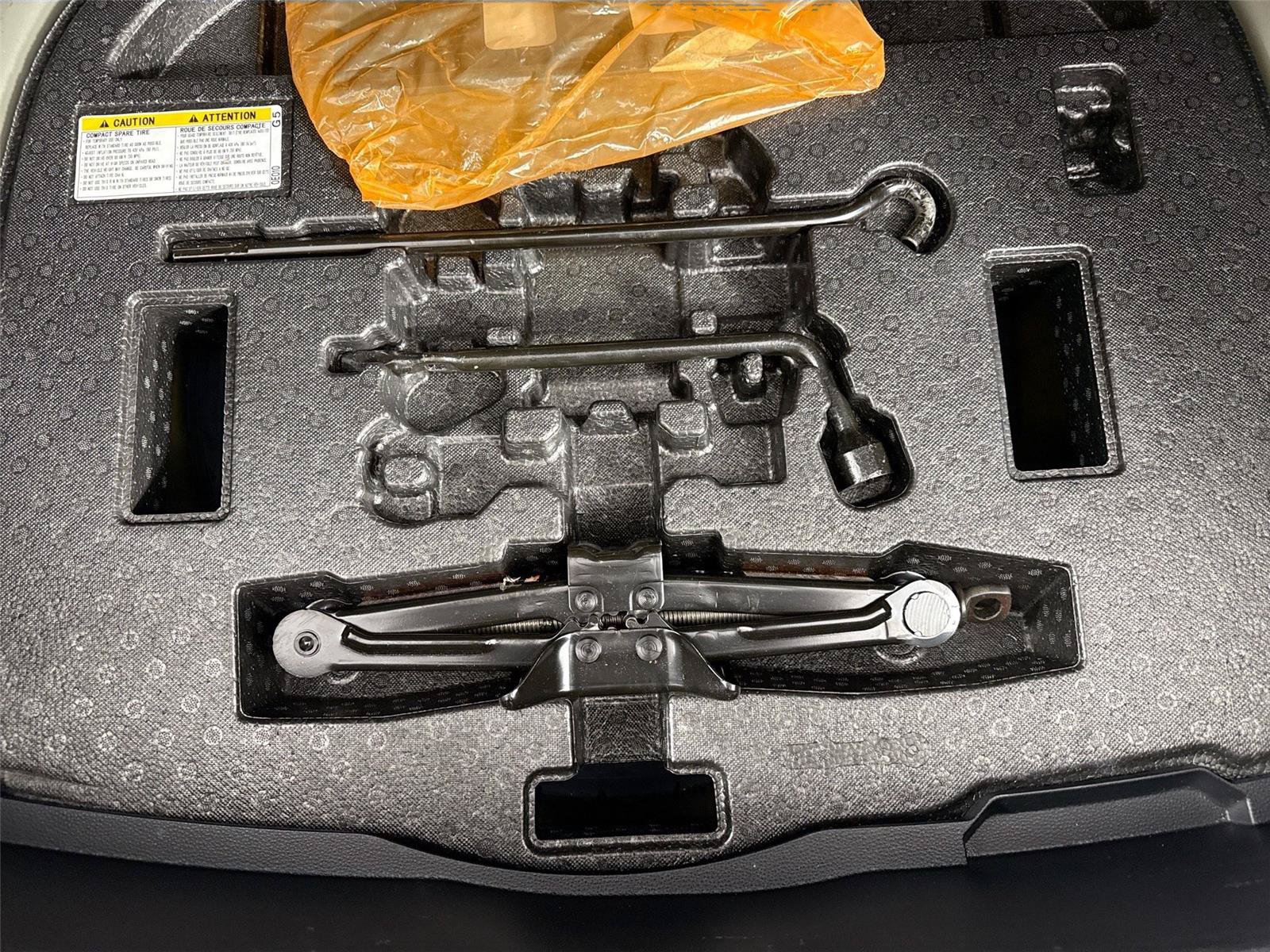 Certified 2020 Toyota Corolla LE FWD image 33