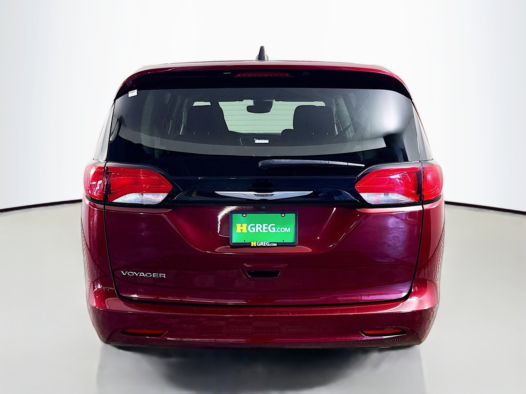 Used 2023 Chrysler Voyager LX FWD image 8