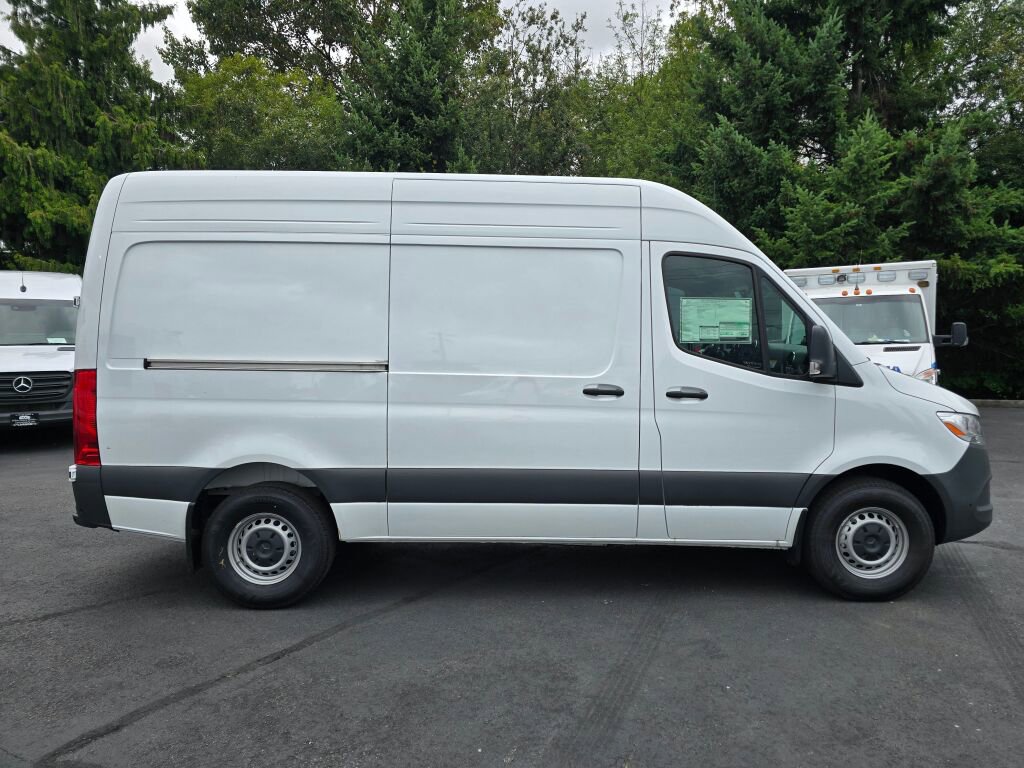 New 2025 Mercedes-Benz Sprinter 2500 image 7
