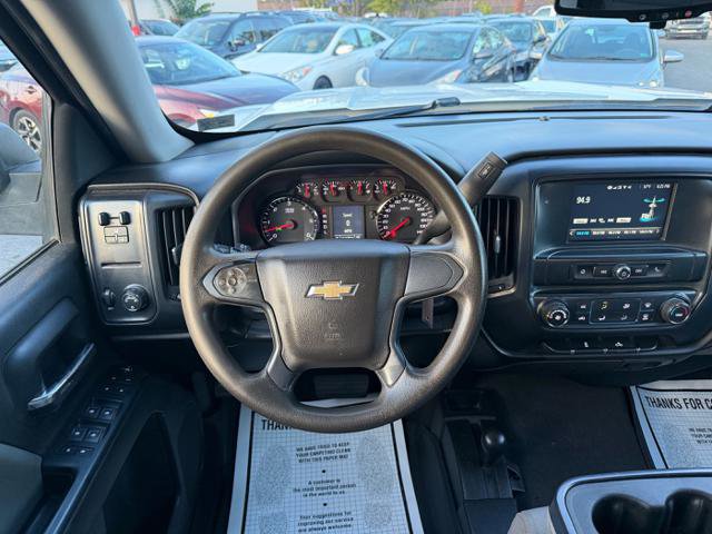 Used 2018 Chevrolet Silverado 1500 Custom w/ Custom Value Package image 19