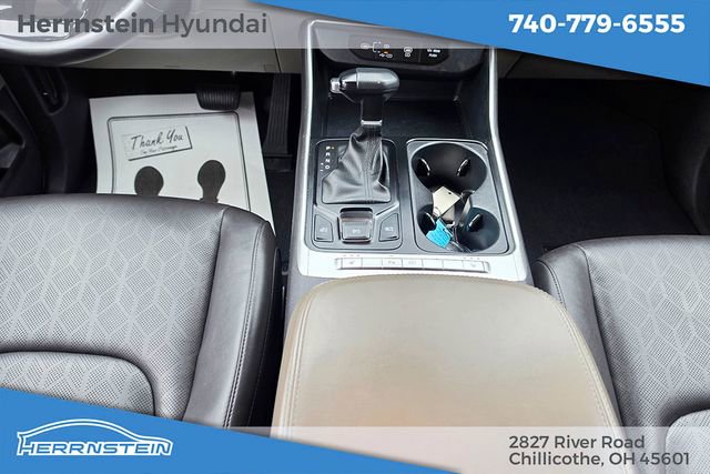 Used 2025 Kia Carnival FWD image 13