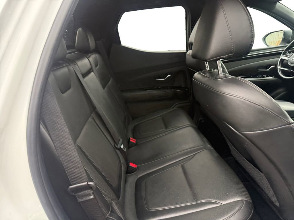Used 2023 Hyundai Santa Cruz Limited image 18