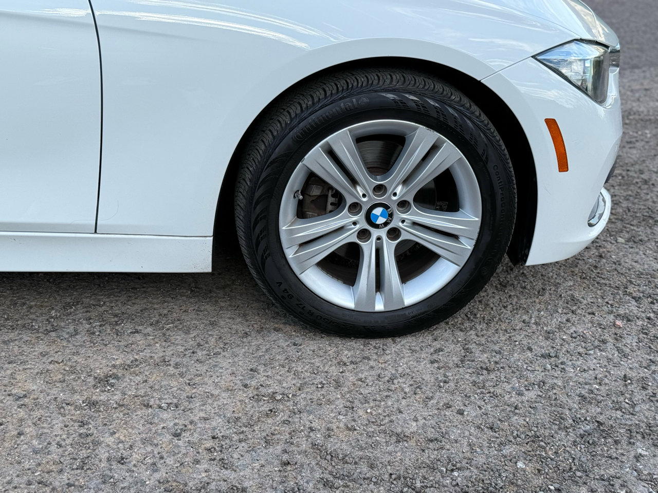 Used 2017 BMW 330i Sedan image 34