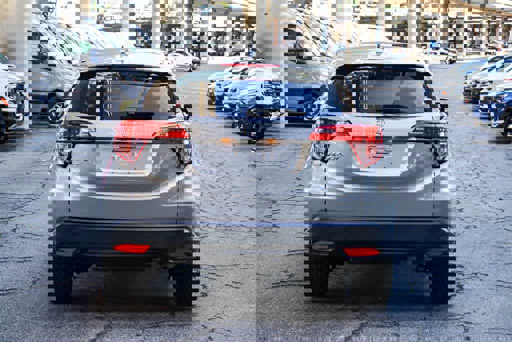 Used 2017 Honda HR-V EX-L image 5