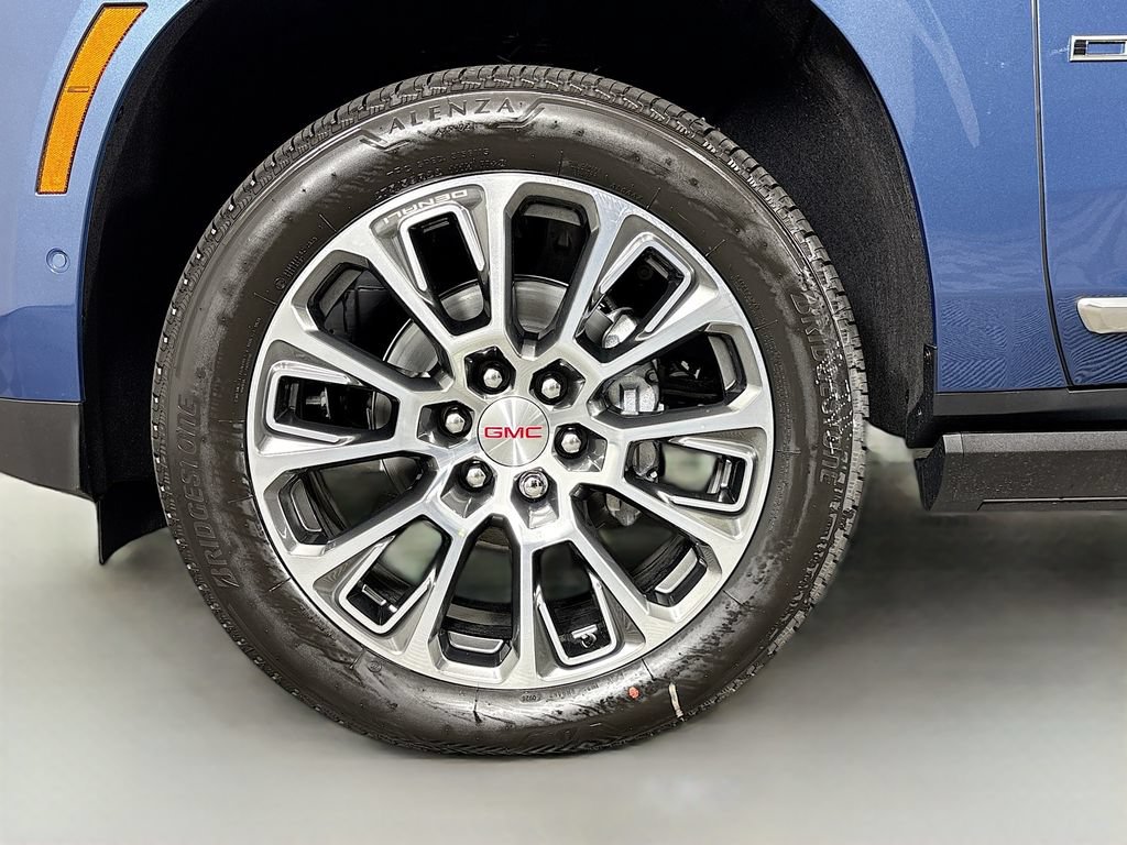 New 2026 GMC Yukon XL Denali w/ Denali Reserve Package AWD/4WD image 34