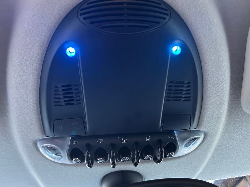 Used 2013 MINI Cooper Clubman image 27