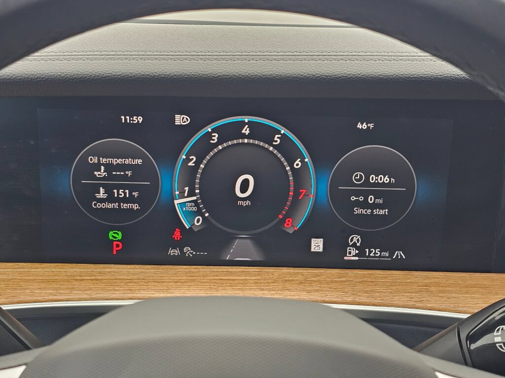 Certified 2025 Volkswagen Tiguan SEL R-Line AWD/4WD image 18