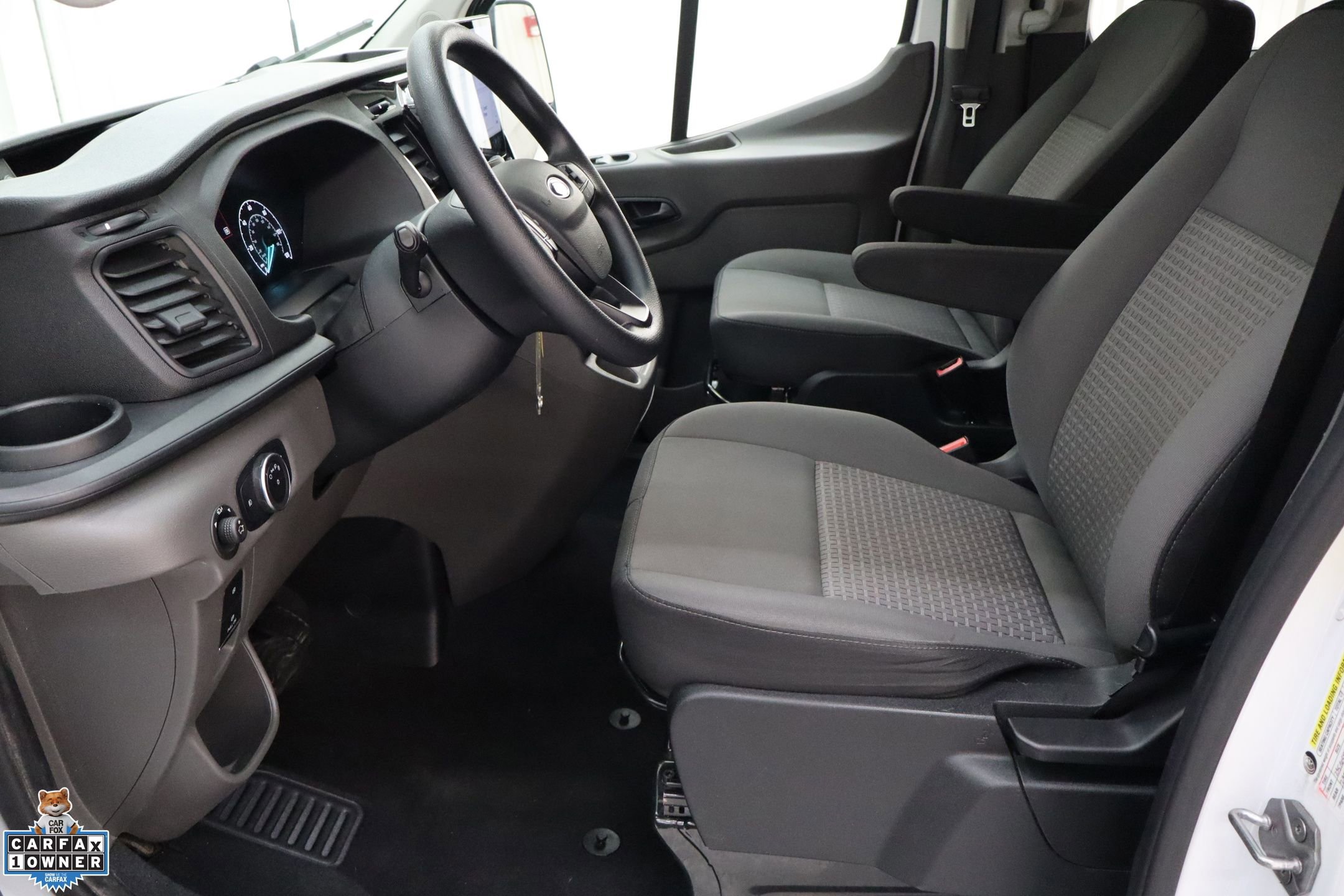 Used 2024 Ford Transit 350 XLT image 13