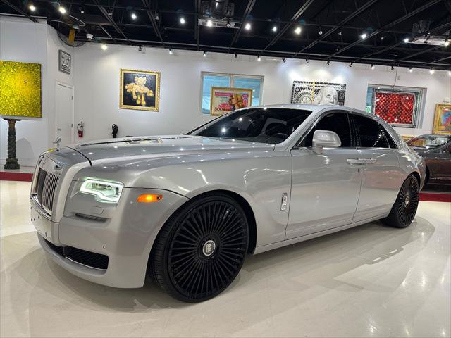 Used 2015 Rolls-Royce Ghost RWD image 4