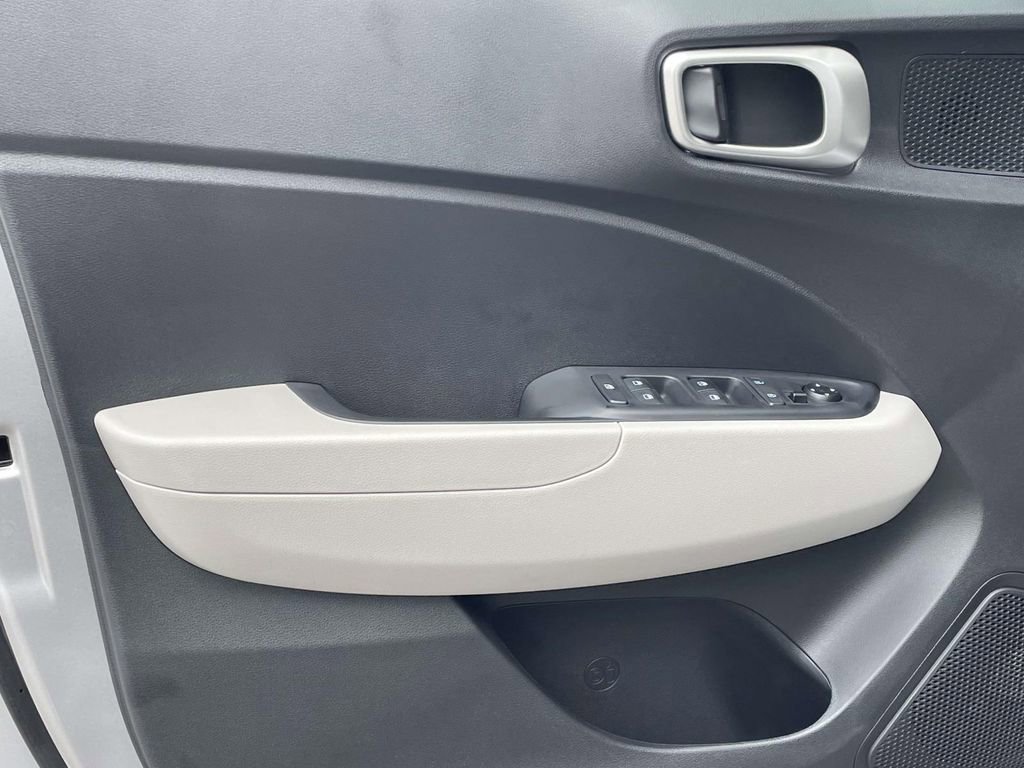 New 2026 Hyundai Venue SEL image 13