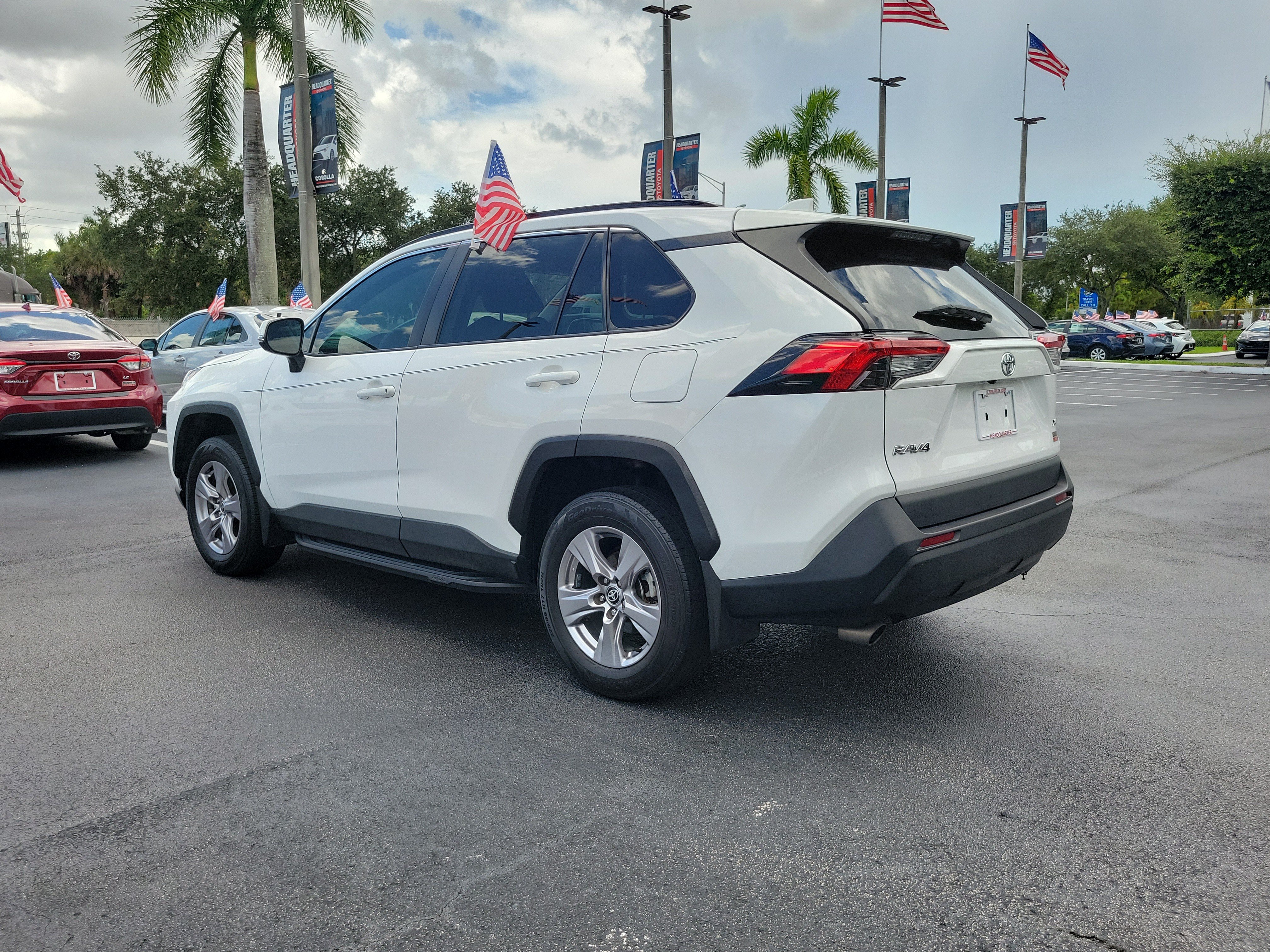 Used 2023 Toyota RAV4 XLE w/ Convenience Package FWD image 8