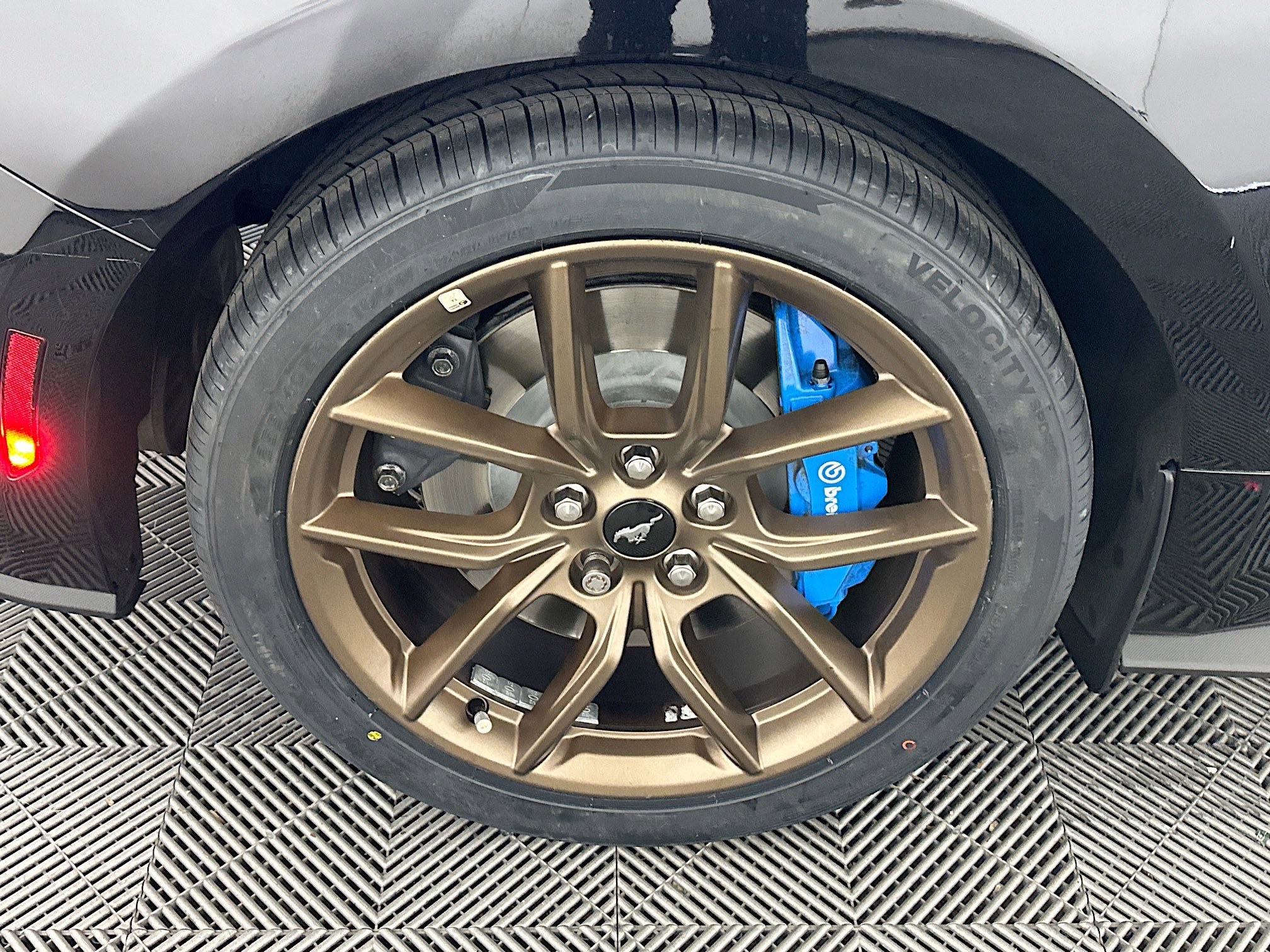 Used 2024 Ford Mustang GT Premium image 11