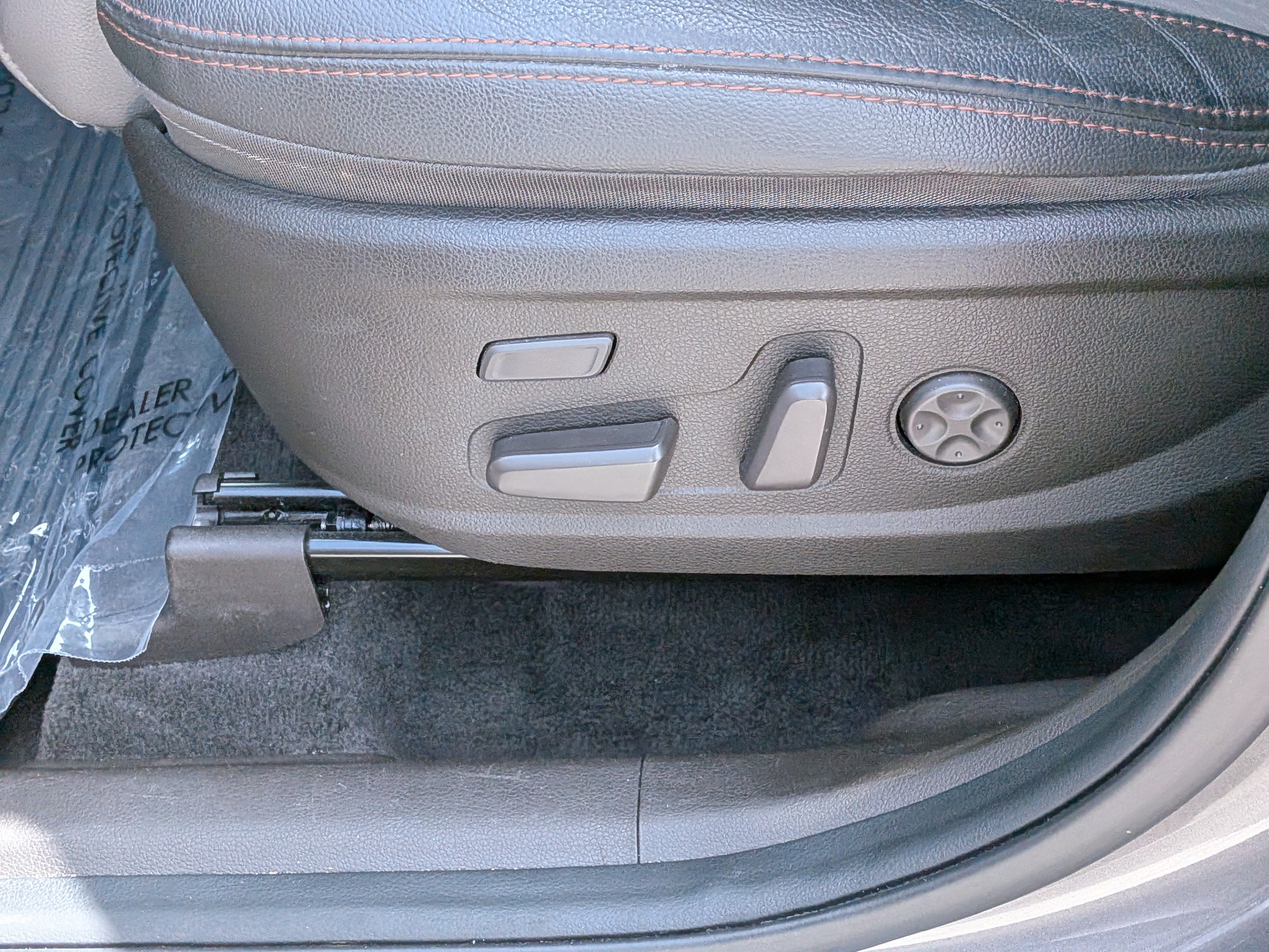Used 2020 Hyundai Santa Fe Limited FWD image 22