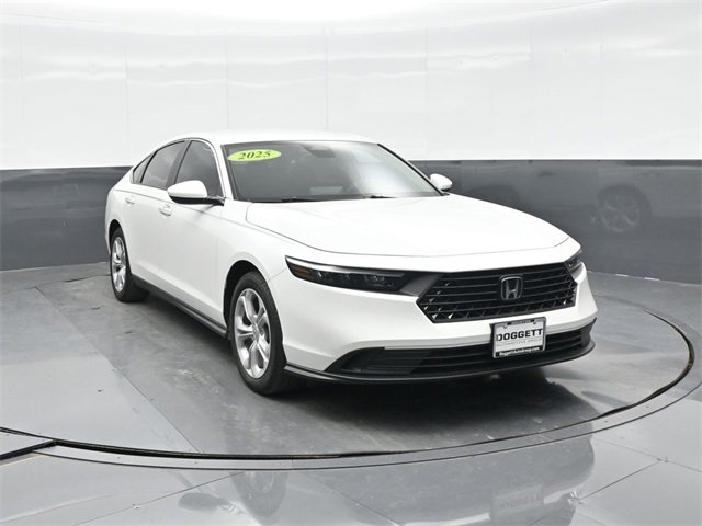 Used 2025 Honda Accord LX image 15
