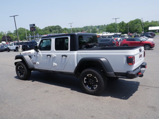 New 2025 Jeep Gladiator Rubicon w/ Safety Group image 10