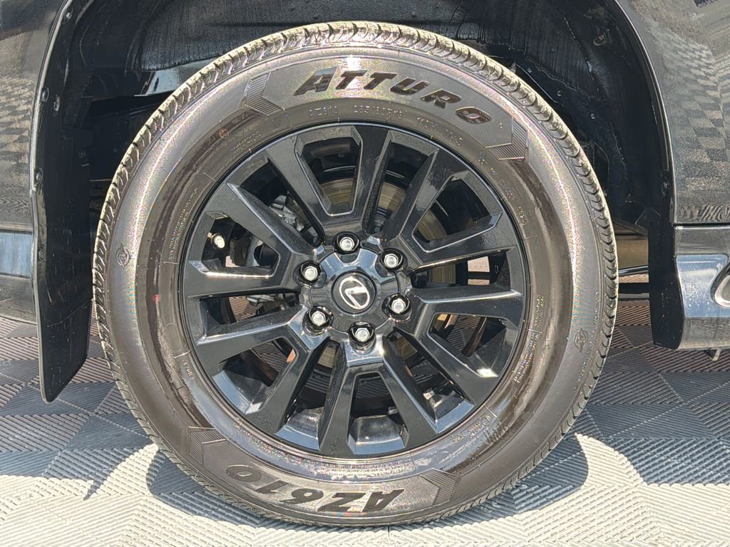 Used 2023 Lexus GX 460 w/ Black Line Special Edition image 22