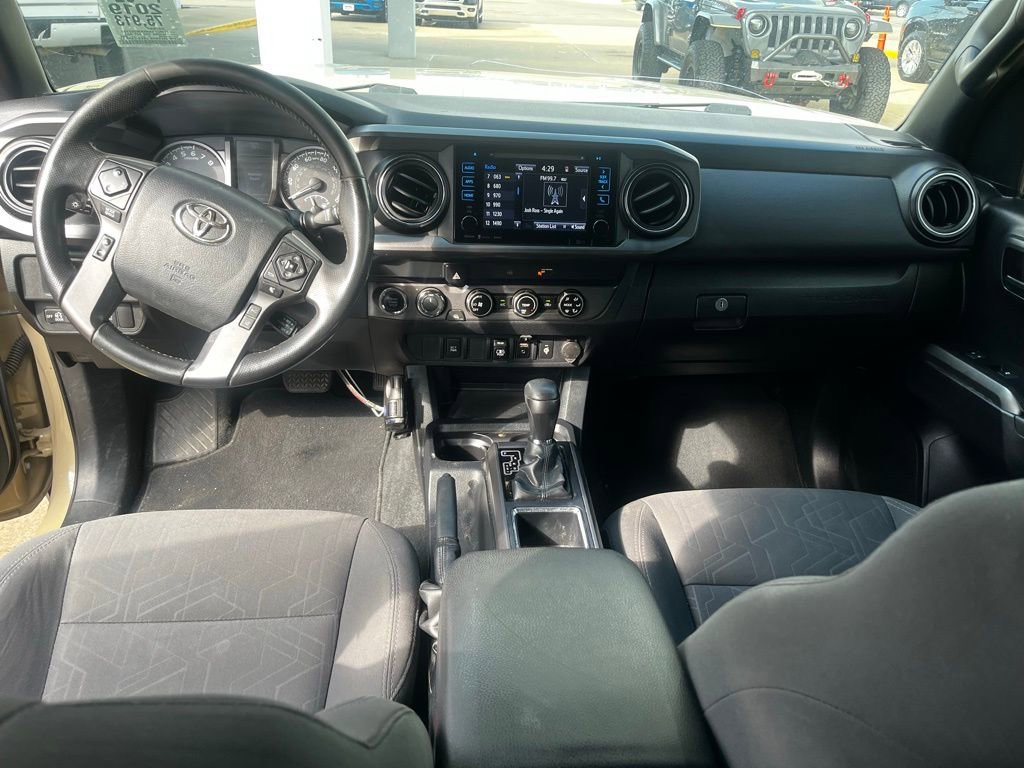 Used 2019 Toyota Tacoma TRD Off-Road image 14
