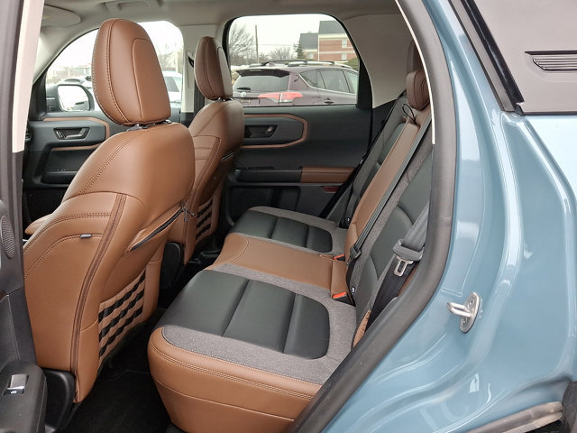 Used 2023 Ford Bronco Sport Outer Banks w/ Tech Package image 10