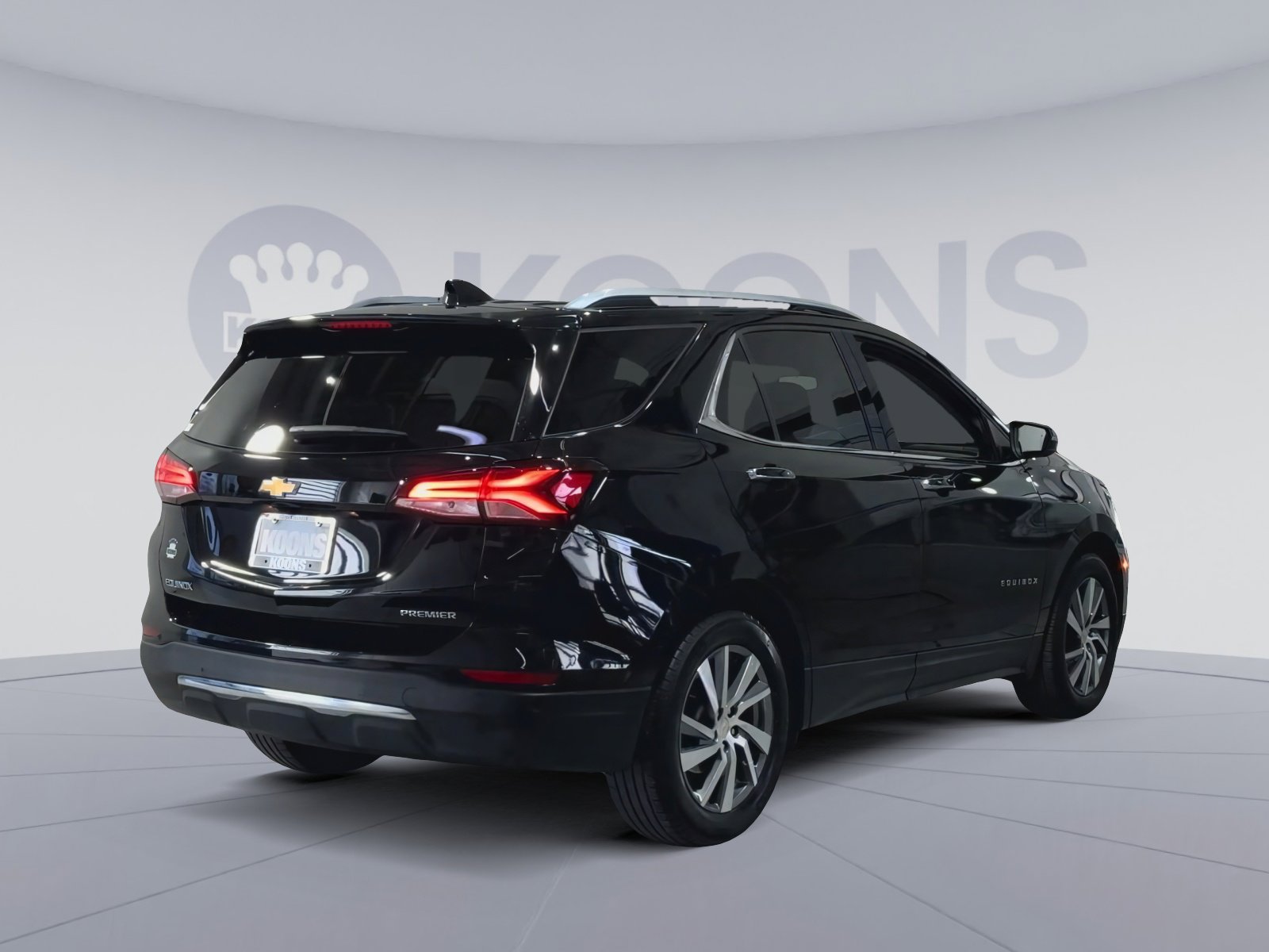 Used 2022 Chevrolet Equinox Premier image 11