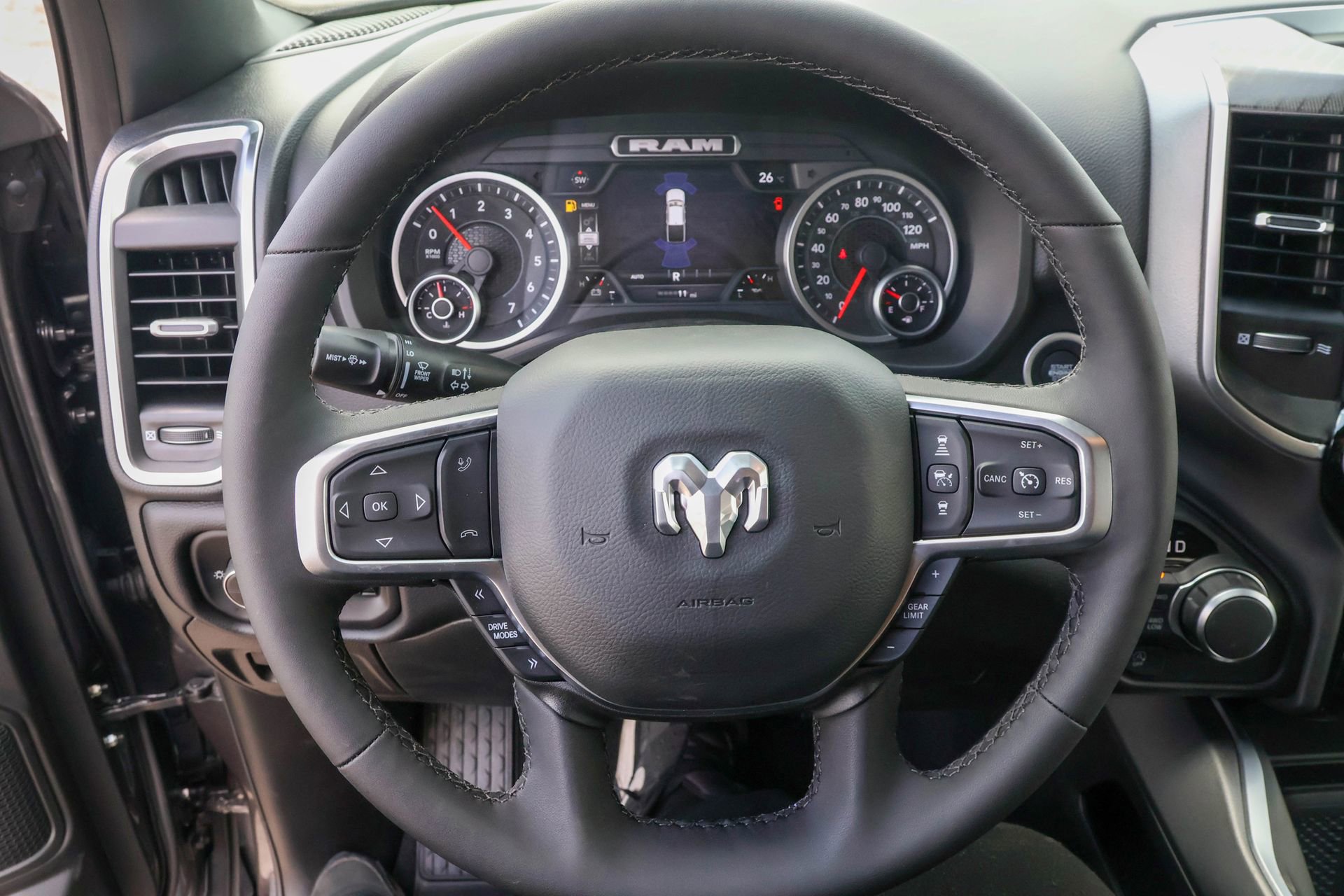 New 2026 RAM 1500 4x4 Crew Cab image 27