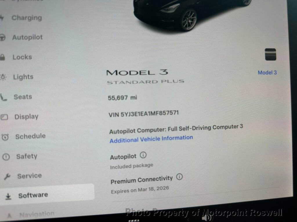 Used 2021 Tesla Model 3 Standard Range Plus image 13