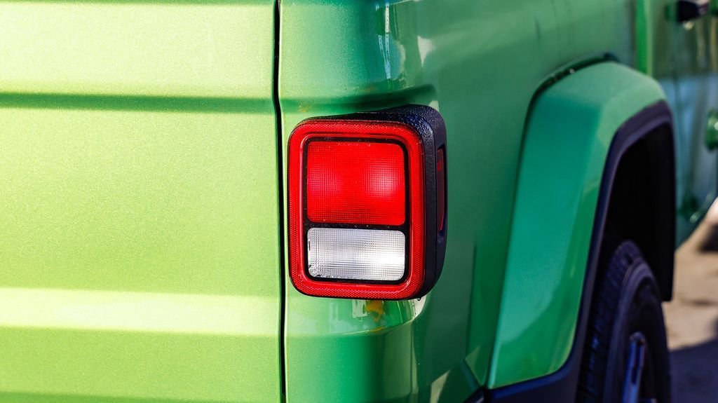 New 2026 Jeep Gladiator Sport image 10