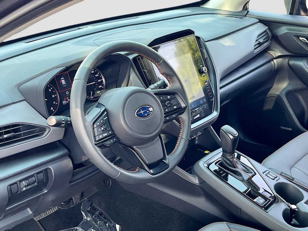 Used 2024 Subaru Crosstrek 2.5i Limited w/ Crosstrek Mirror Package AWD/4WD image 9