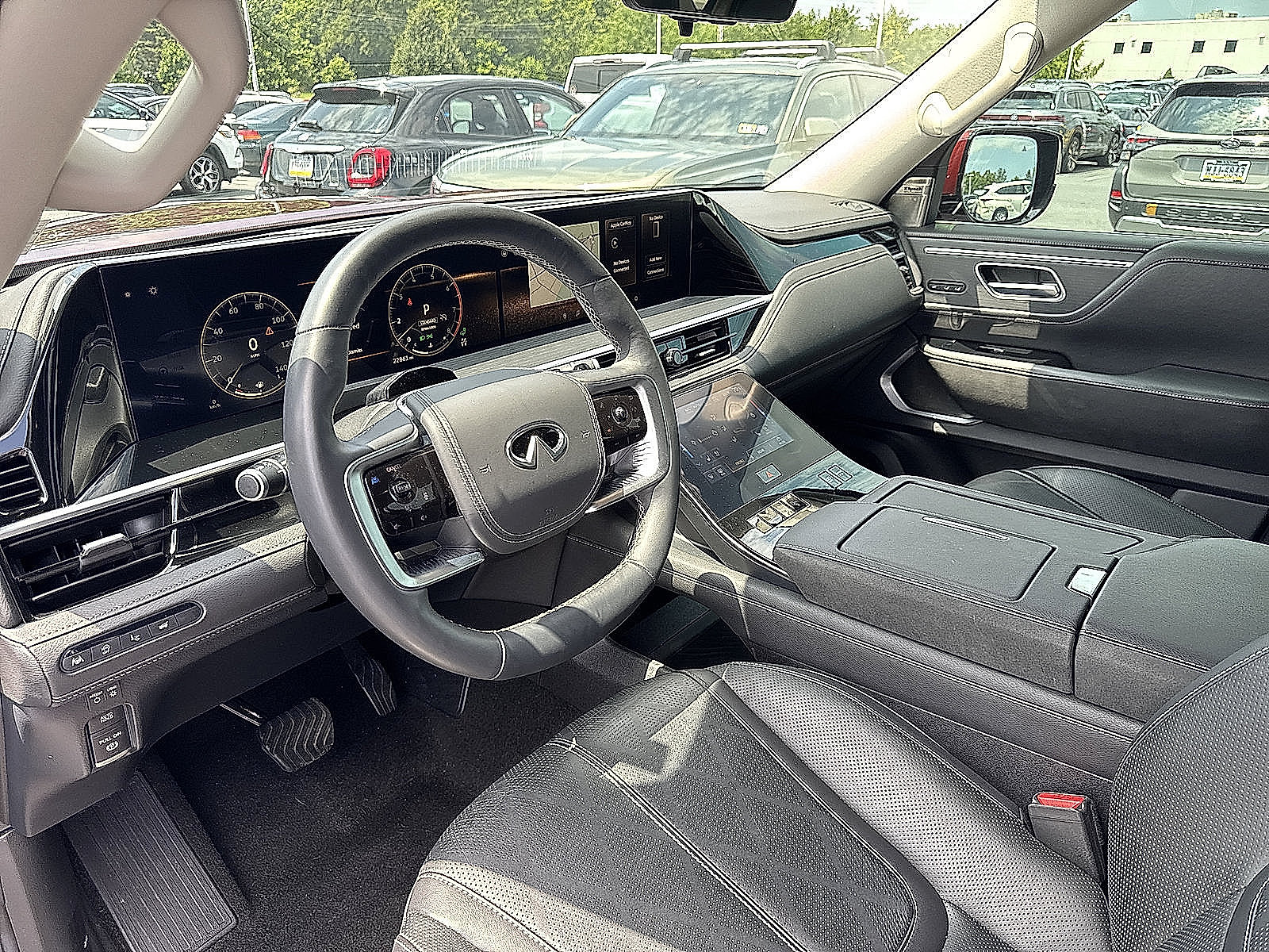 Certified 2025 INFINITI QX80 Sensory w/ Exterior Package AWD/4WD image 4