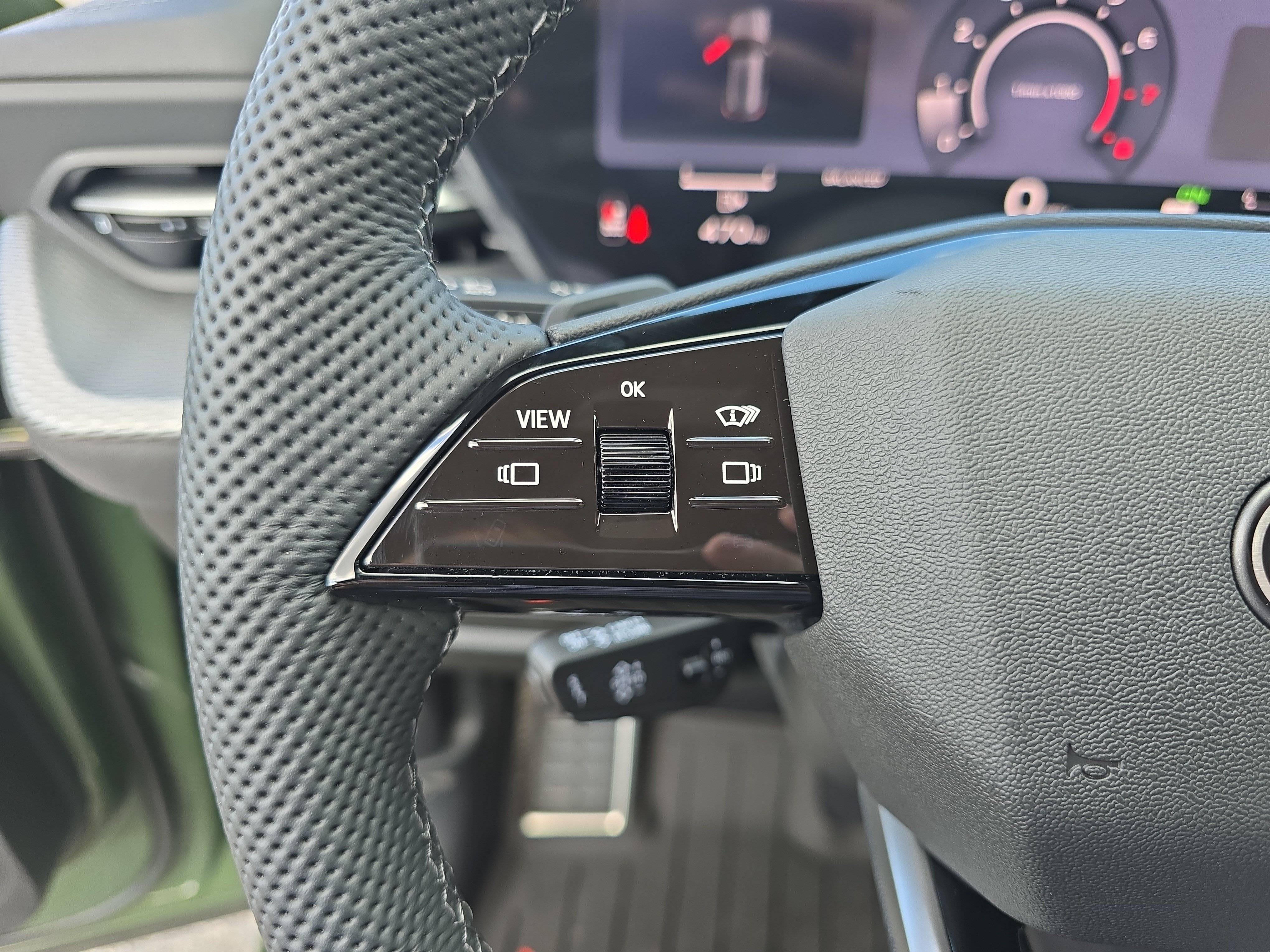 New 2026 Audi SQ5 Prestige AWD/4WD image 17
