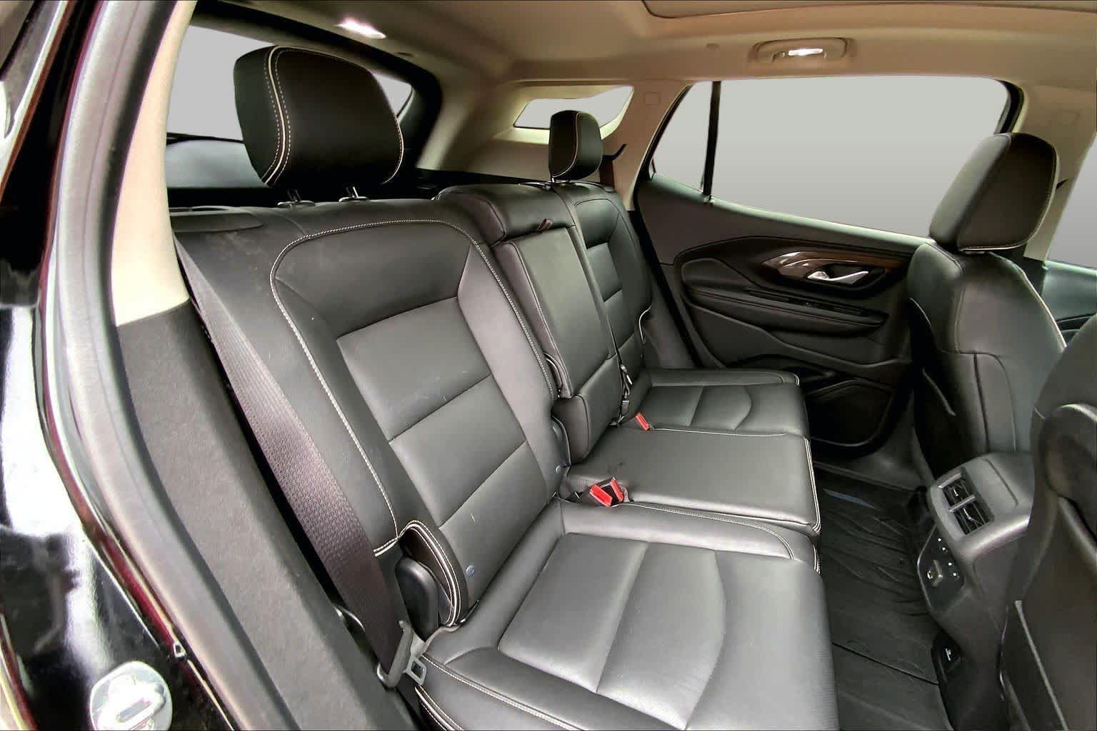 Used 2019 GMC Terrain Denali w/ Advanced Safety Package AWD/4WD image 19