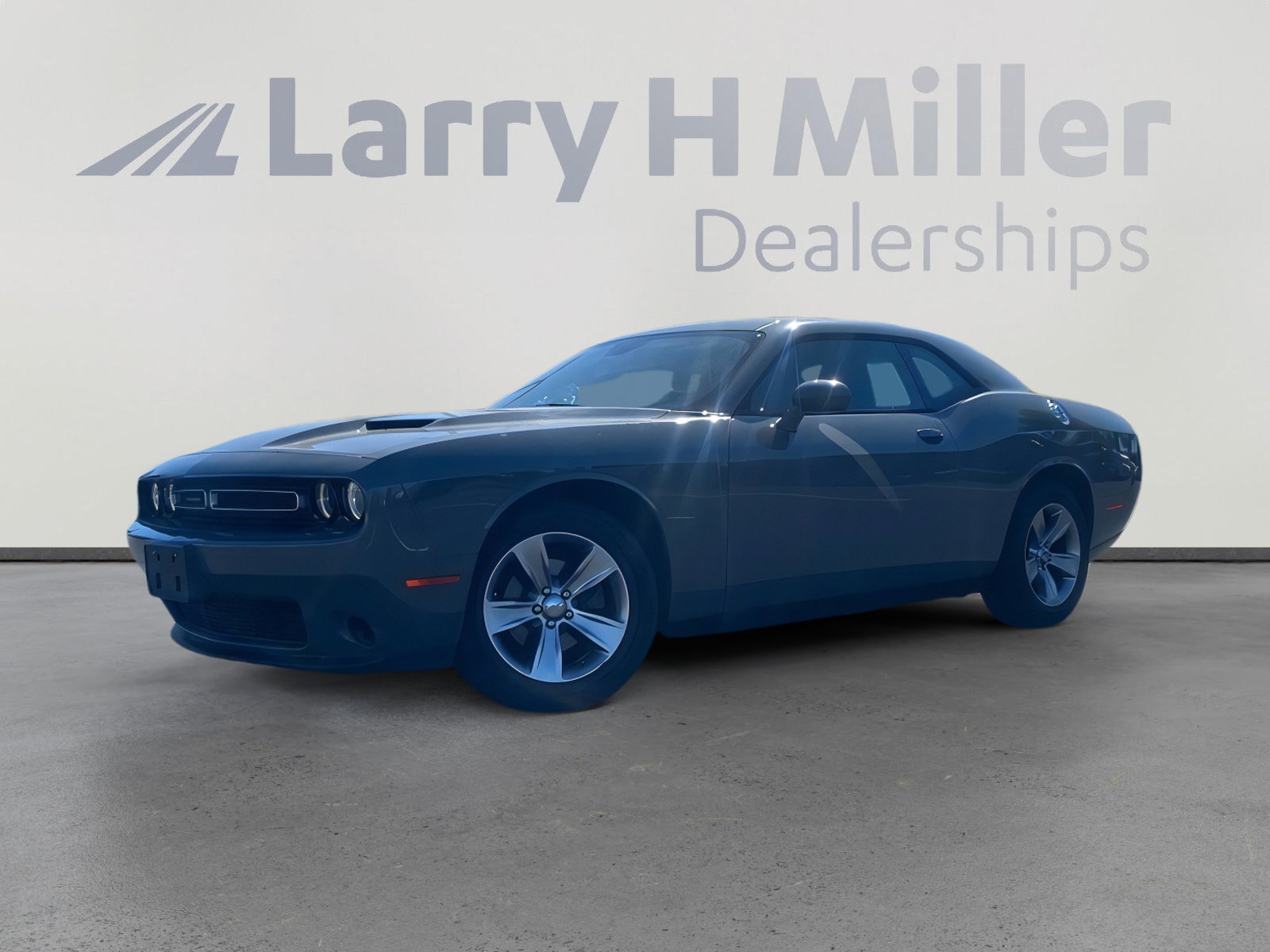 Used 2017 Dodge Challenger SXT w/ Sound Group