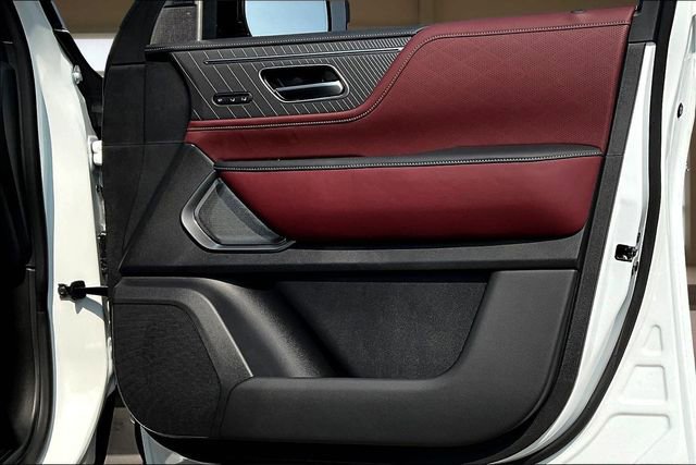 New 2026 INFINITI QX80 Autograph w/ Premium Cargo Package image 24