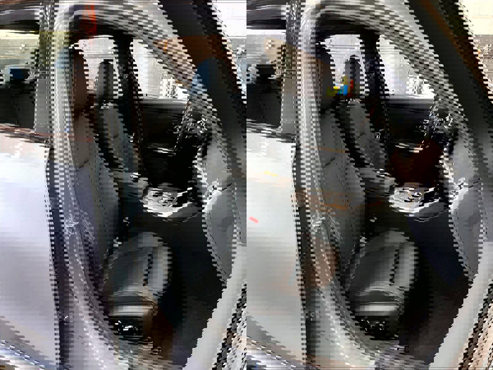 Used 2025 BMW 330i xDrive Sedan image 10