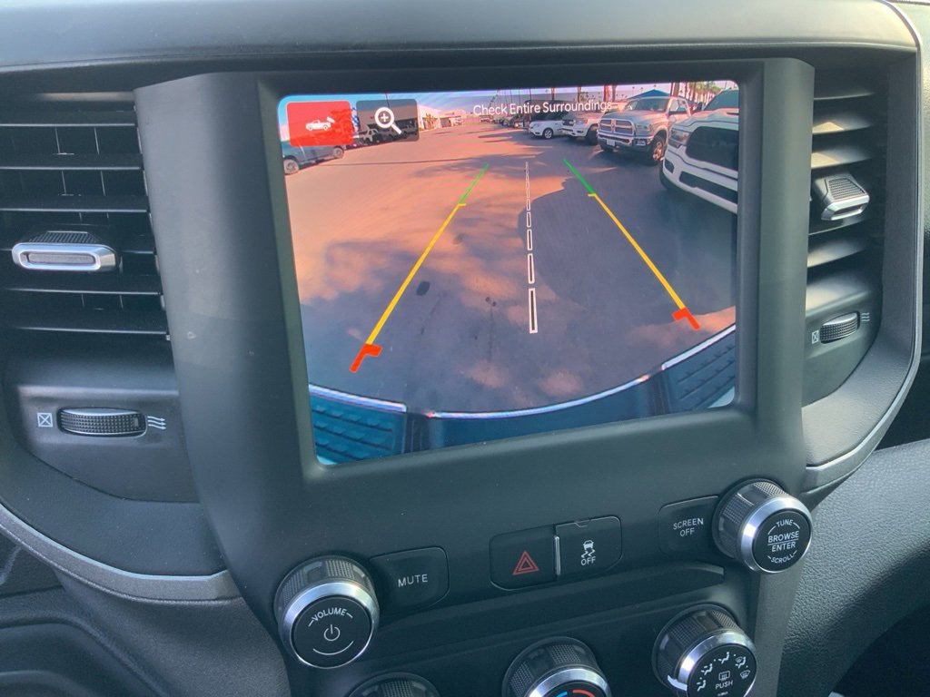 Used 2024 RAM 3500 Tradesman w/ Chrome Appearance Group image 24