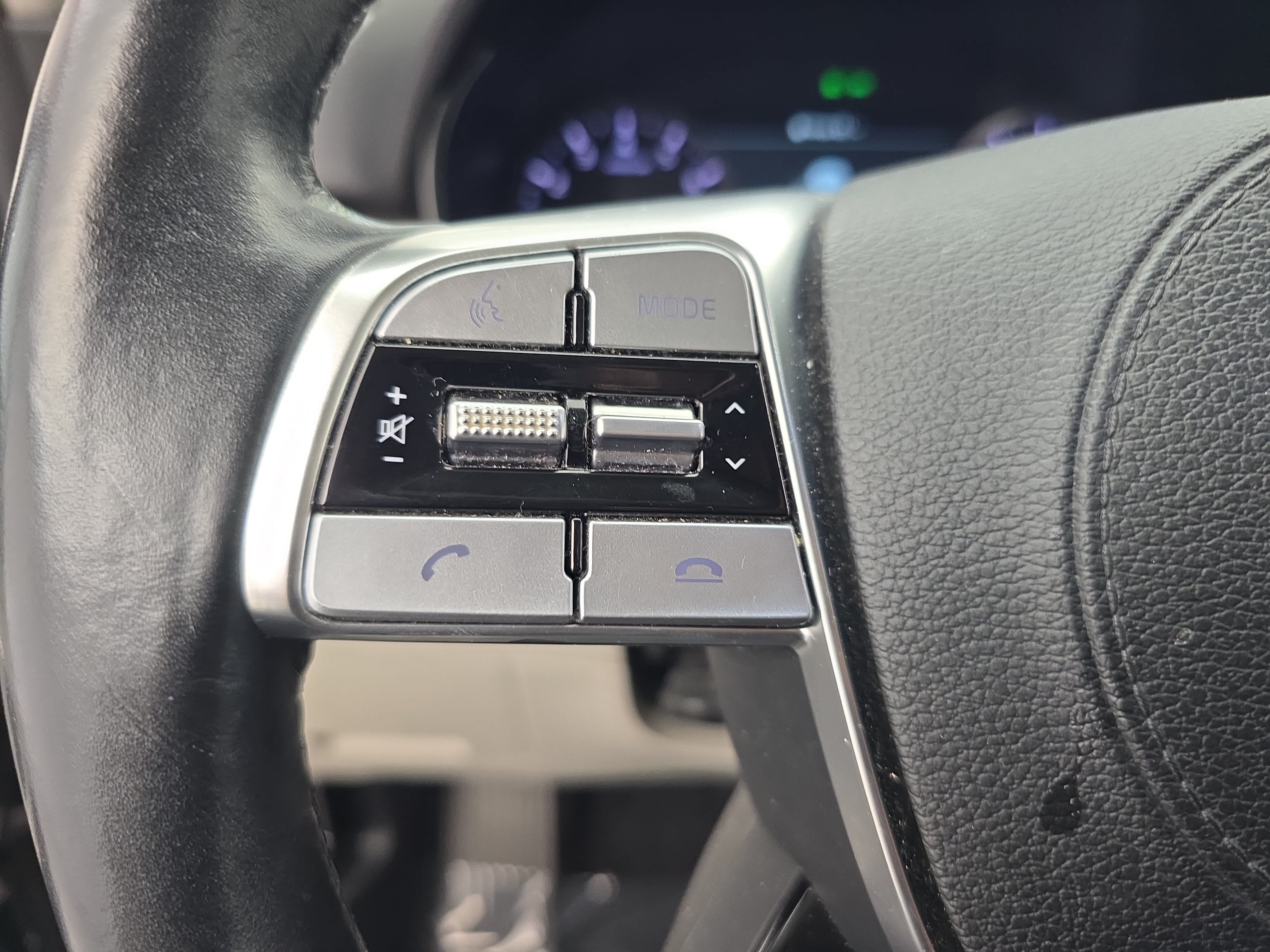 Used 2020 Kia Telluride SX w/ Towing Package AWD/4WD image 18