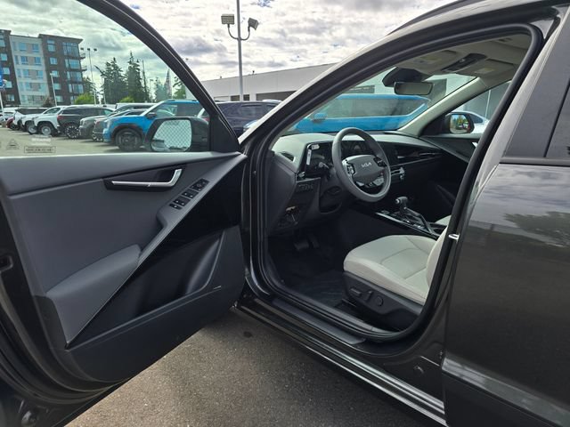 New 2026 Kia Niro EX w/ EX Premium Package FWD image 19