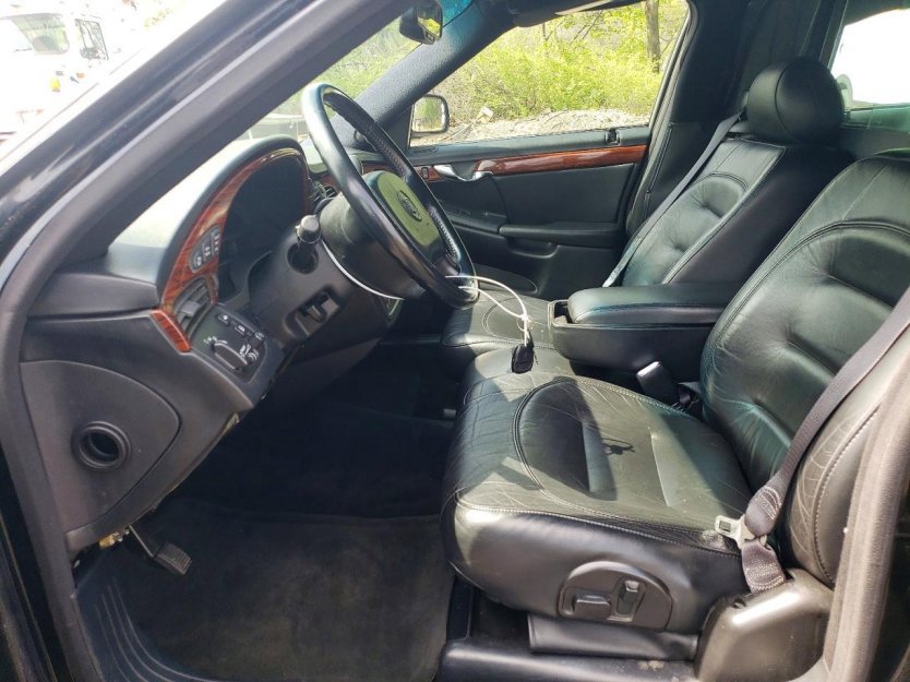 Used 2003 Cadillac De Ville Hearse FWD image 6