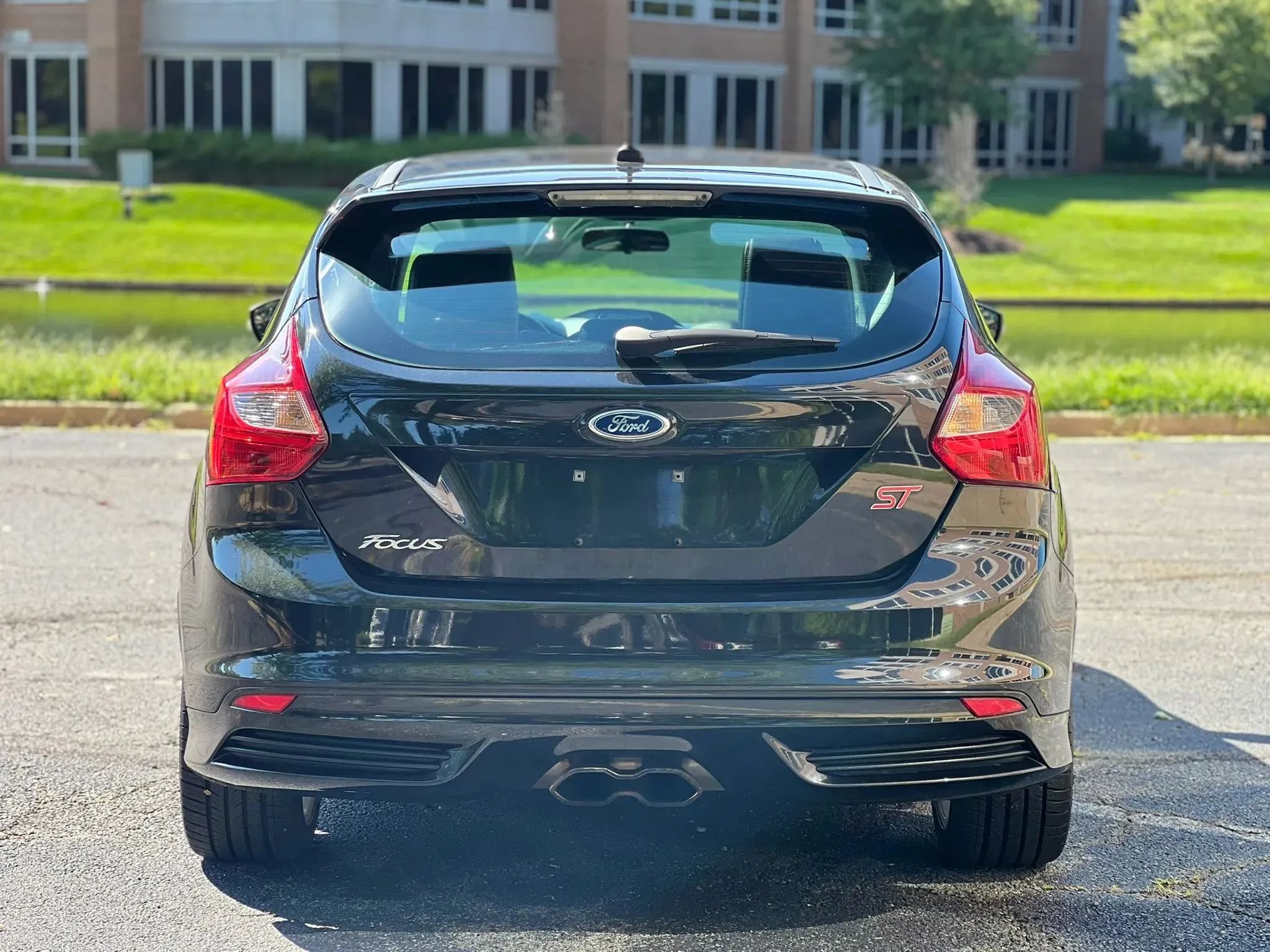 Used 2014 Ford Focus ST w/ Equipment Group 202A FWD image 4