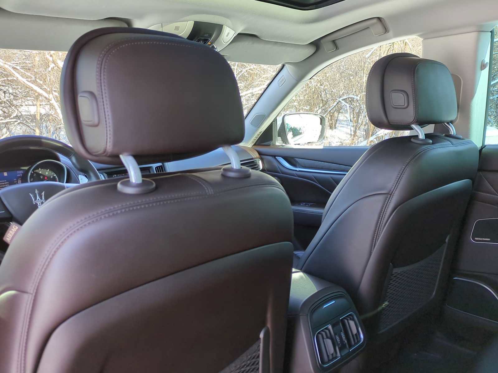 Used 2019 Maserati Levante S GranLusso image 19