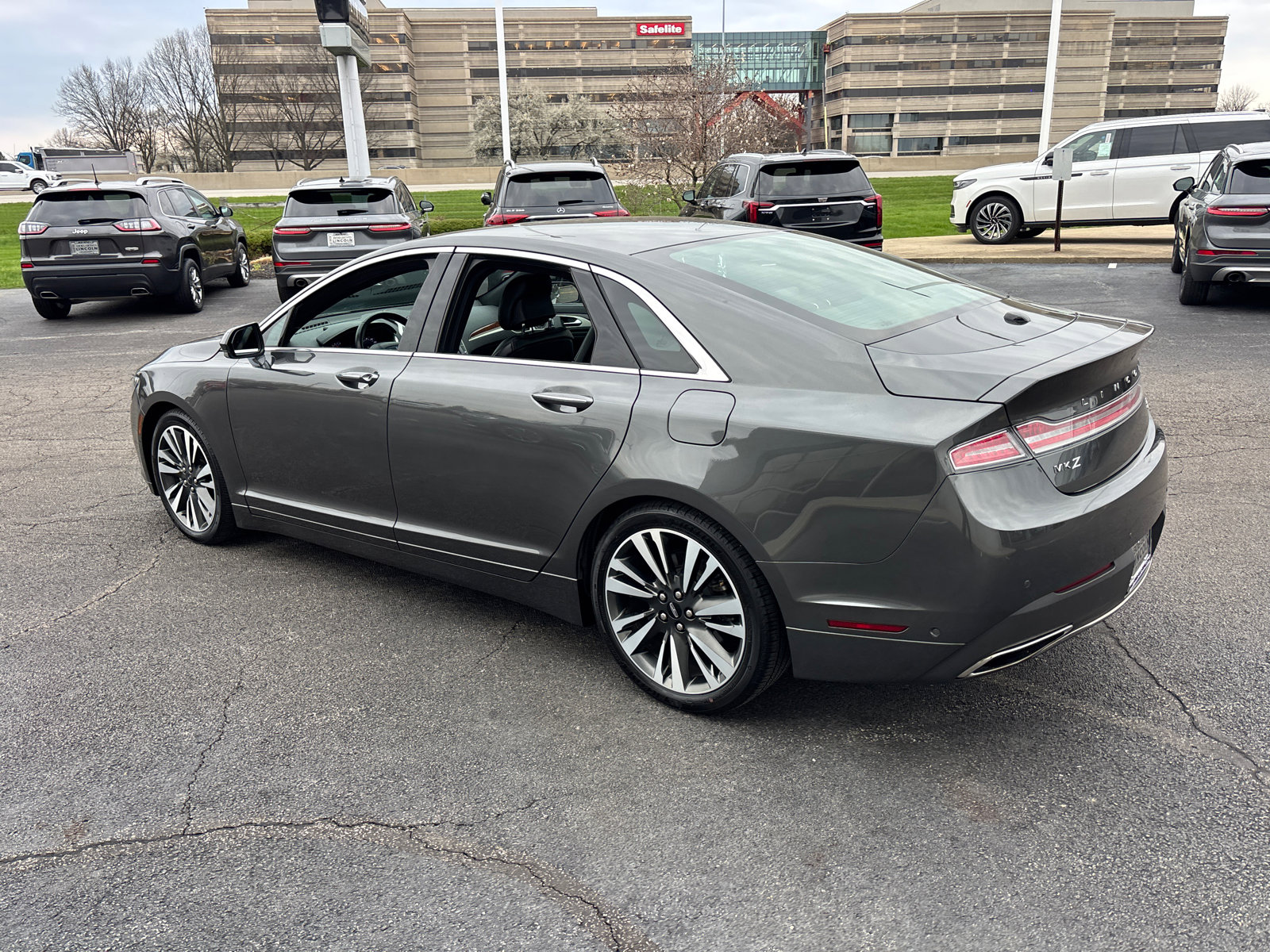 Used 2019 Lincoln MKZ Reserve image 5