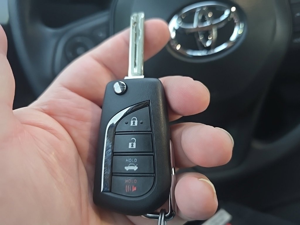 Used 2026 Toyota Corolla LE image 20