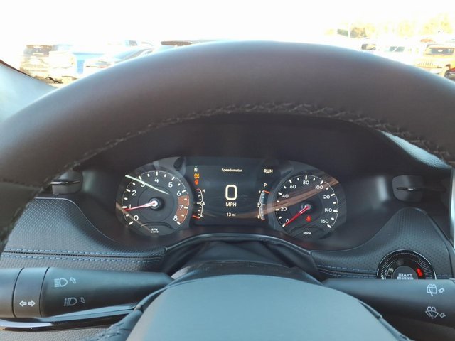 New 2026 Jeep Compass Latitude image 13