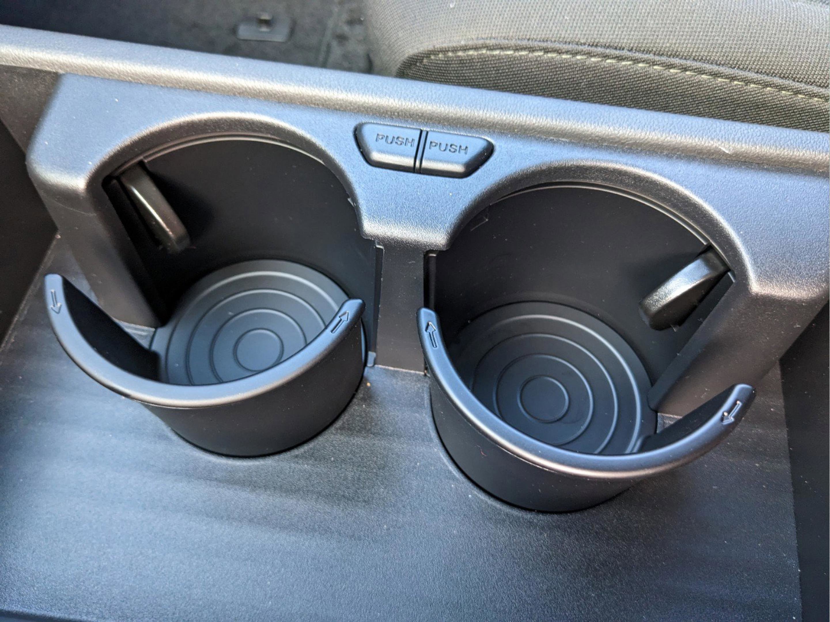 Used 2025 Hyundai Kona SEL image 29