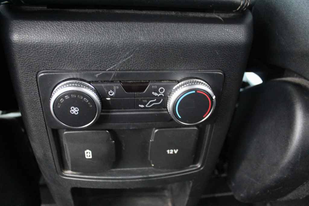 Used 2020 Ford Explorer XLT w/ Equipment Group 202A AWD/4WD image 32