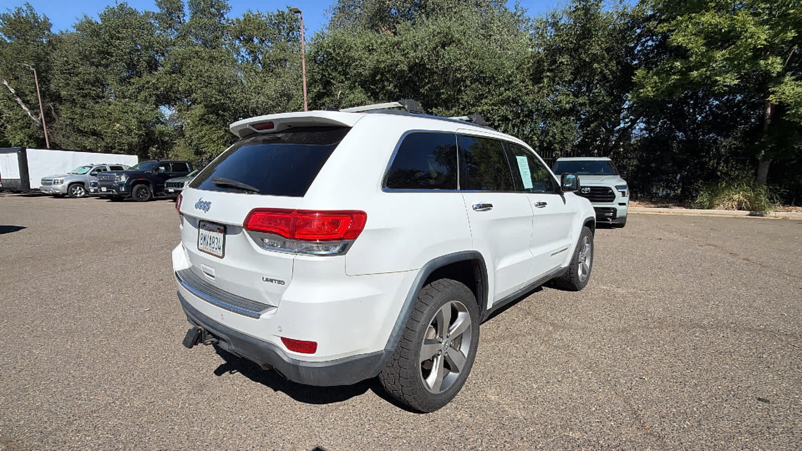 Used 2014 Jeep Grand Cherokee Limited w/ Trailer Tow Group IV AWD/4WD image 5